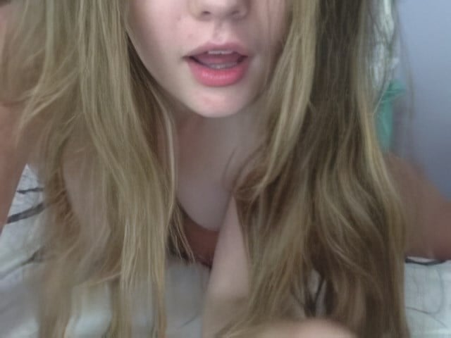 1783676730835-18-yo-blonde-teen-bates.jpg