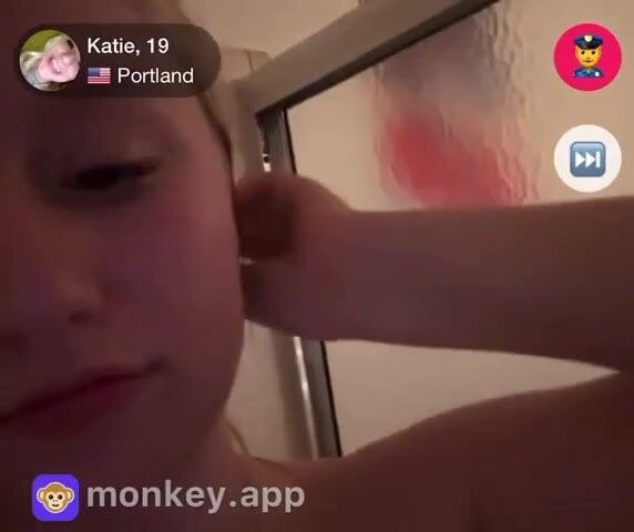 1783934598892-19yo-flashes-her-lovely-boob.jpg