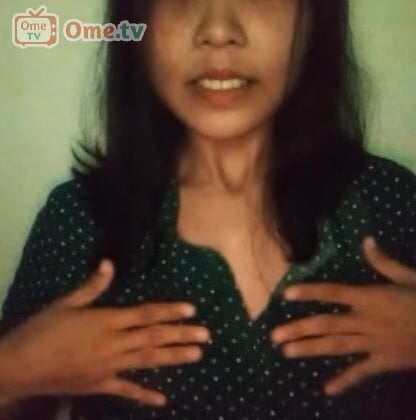 1784617722268-pinay-shows-tits-on-ometv.jpg
