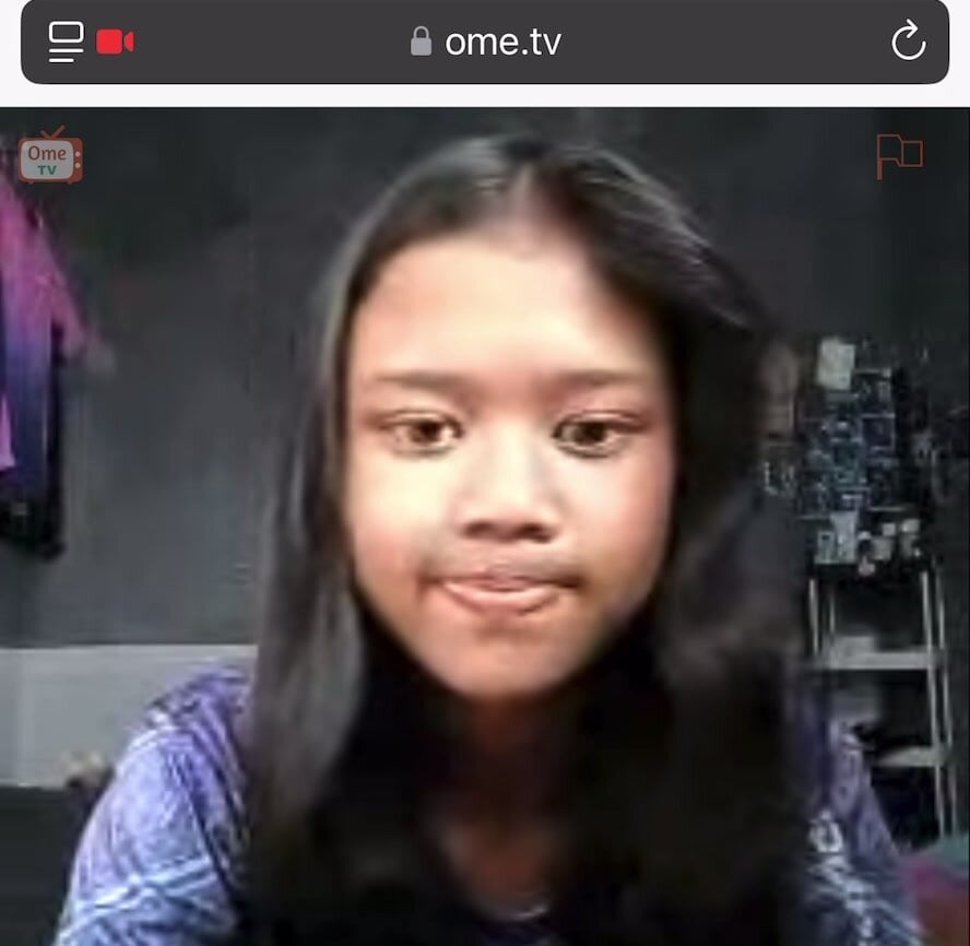 1784617790194-indonesian-teen-girl-flash-me-her-tits-on-ometv.jpg