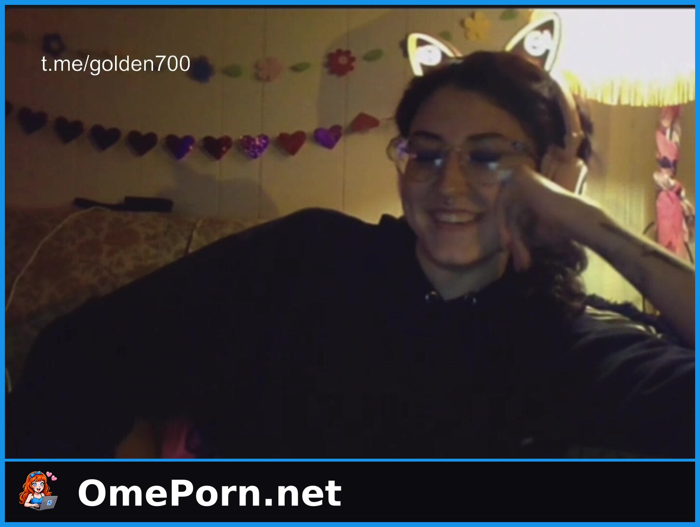 1787210399958-huge-tits-tatted-girl-strips-and-cums-many-times-on-omegle-c.jpg