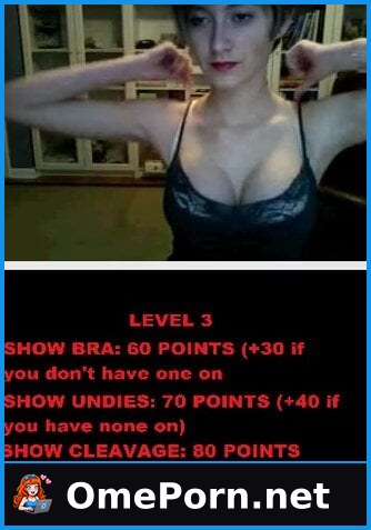 1790579147485-sexy-girl-shows-off-on-omegle.jpg
