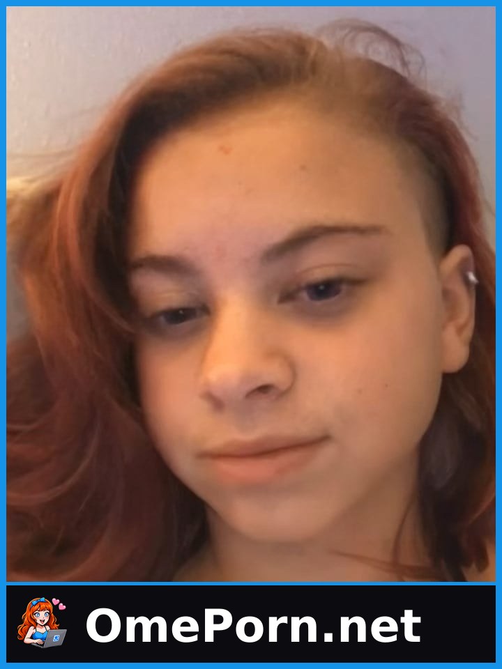 1792567106073-cute-18yo-plays.jpg