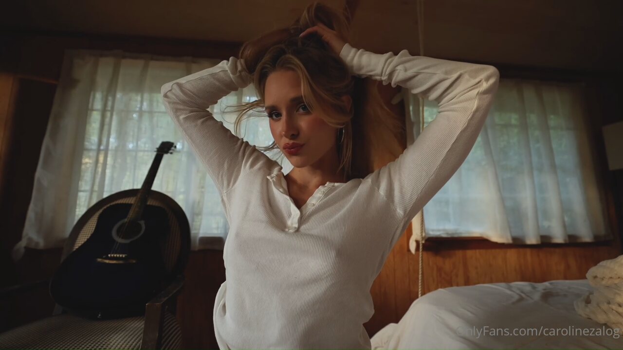 Caroline Zalog Cabin Try On Haul Video Leaked